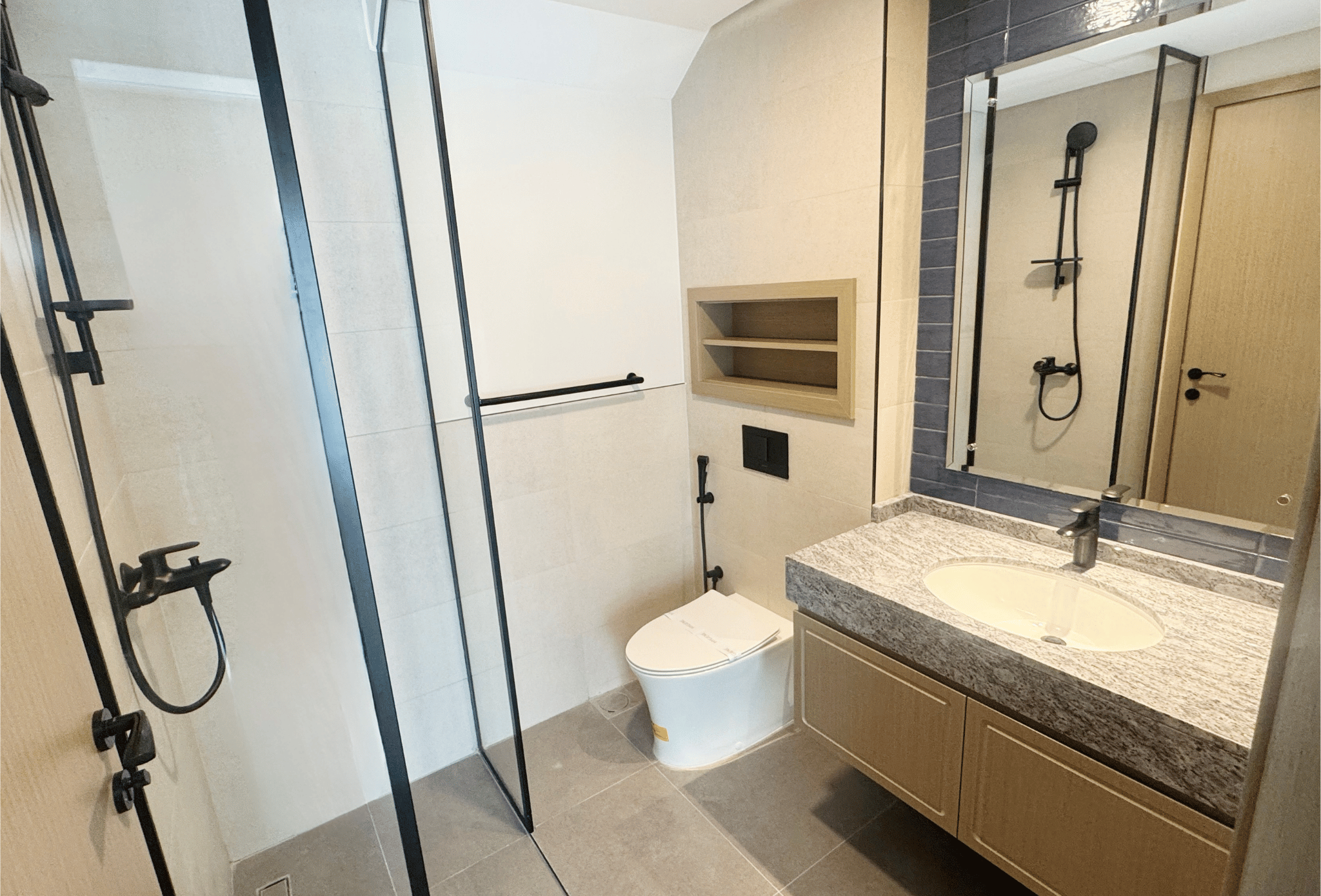 5 Bedroom Townhouse in Santorini Cluster at DAMAC Lagoons Dubai